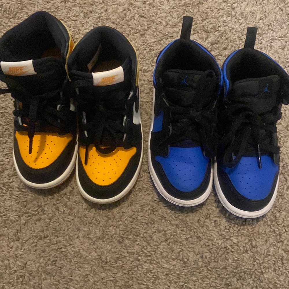 Two pairs of Toddler Jordan 1 size 9C Black and yellow  Black and Blue